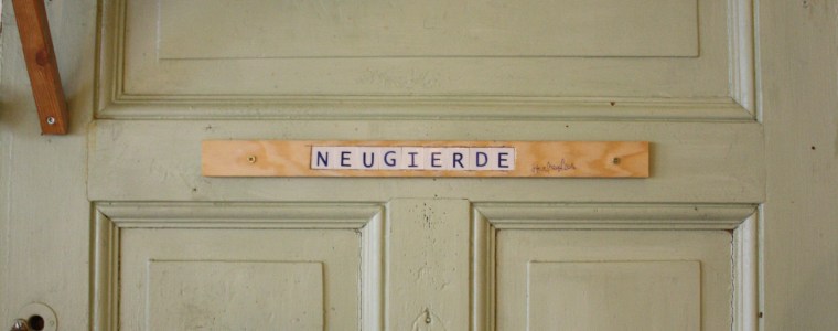 Wort-Spiel-Ort, Wort Nr.: 0008 / Neugierde, Datum: 10.09.2016, Uhrzeit: 16:30, Ort: Cafe Hubert, Tegeler Straße 29a, 13353 Berlin